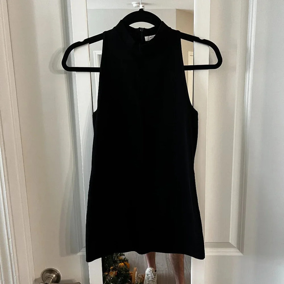 457 Givenchy Sleeveless Blouse Size Large Color Black - Picture 1 of 5